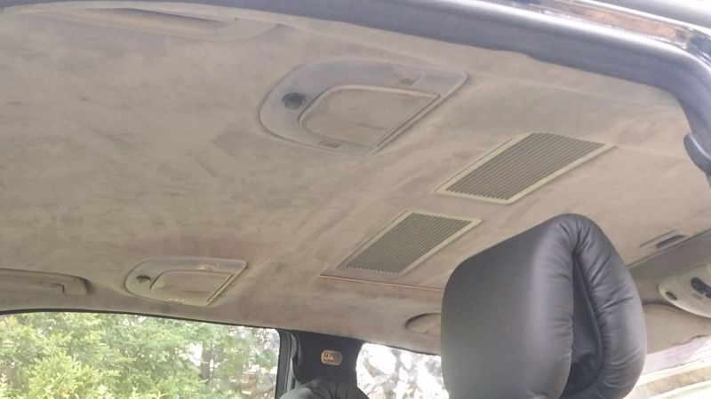 Illustration for article titled Suede Is A Garbage Material For Car Interiors